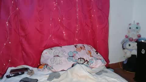 Luna online show from 02-05-26, 01:43