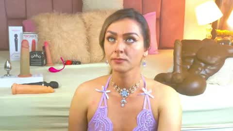 Snapshot of lunitadiva chatting on 05-24-26, 04:23 lunitadiva online show from 05-24-26, 04:23