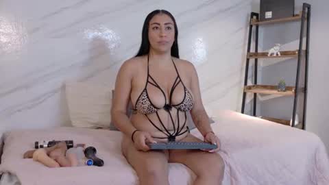 lunna_boobs20 online show from 07-04-26, 04:51