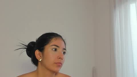     online show from 11-23-25, 01:11