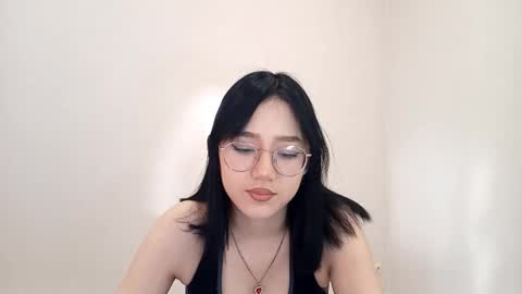 Roxie online show from 03-23-26, 01:48