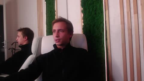 Snapshot of lureren chatting on 04-03-26, 07:56 Ren online show from 04-03-26, 07:56