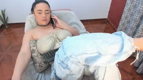 Snapshot of luscious86 chatting on 02-01-25, 09:08 PAULINA online show from 02-01-25, 09:08