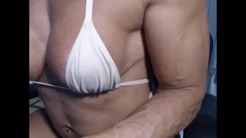 lusexyhot online show from 01-11-25, 01:59