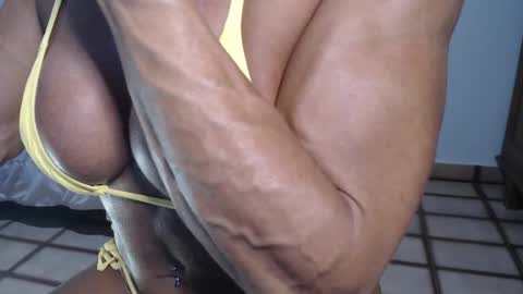 lusexyhot online show from 05-18-26, 04:18