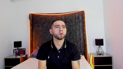 Snapshot of lushian_luna chatting on 05-09-26, 04:23 Lushian And Luna online show from 05-09-26, 04:23