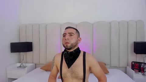 Snapshot of lushian_luna chatting on 05-11-26, 04:37 Lushian And Luna online show from 05-11-26, 04:37
