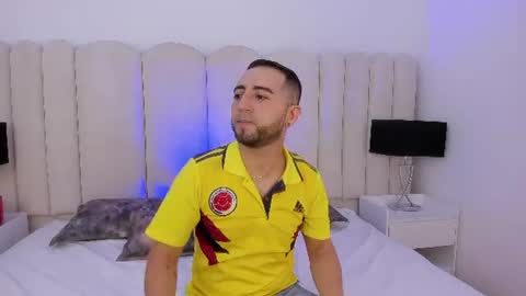 Snapshot of lushian_luna chatting on 07-03-26, 04:24 Lushian And Luna online show from 07-03-26, 04:24
