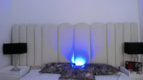 Snapshot of lushian_luna chatting on 07-28-26, 05:23 Lushian And Luna online show from 07-28-26, 05:23