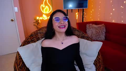 lushiana online show from 02-02-25, 08:08