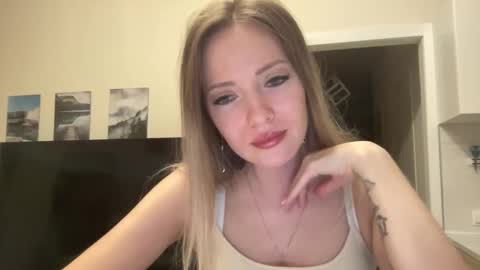 lusiluv online show from 10-14-25, 07:14