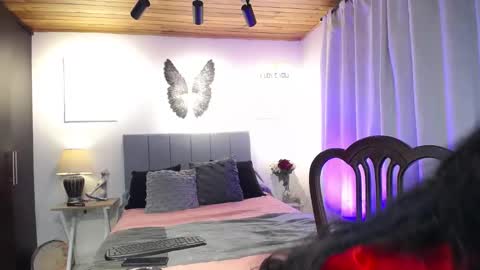 Angela 3 online show from 02-22-25, 12:16