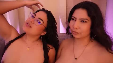 Gabrielle  Lexa  online show from 11-08-25, 11:03