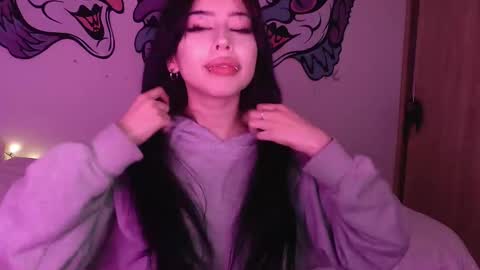 Snapshot of lustful_aprilx chatting on 12-27-24, 07:40 Valerie April online show from 12-27-24, 07:40