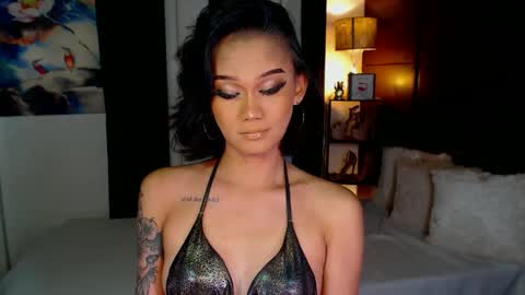 AdriannaFowks online show from 12-19-24, 05:29