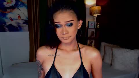 AdriannaFowks online show from 01-22-25, 02:48