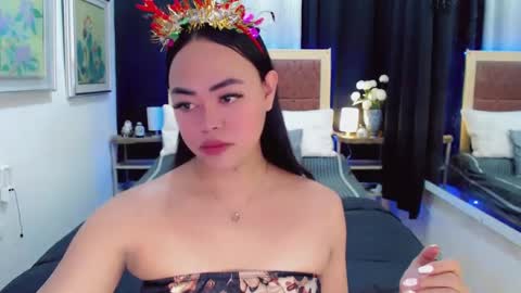 Snapshot of lustfuloffendertrina chatting on 12-29-24, 05:53 Trina online show from 12-29-24, 05:53