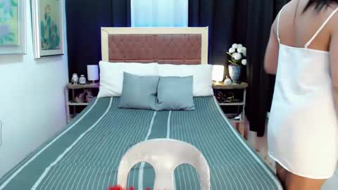 Snapshot of lustfuloffendertrina chatting on 01-18-25, 08:20 Trina online show from 01-18-25, 08:20