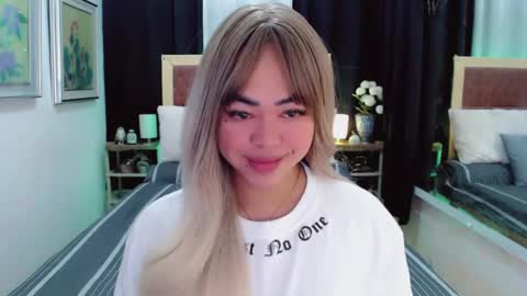 Snapshot of lustfuloffendertrina chatting on 01-27-25, 04:20 Trina online show from 01-27-25, 04:20