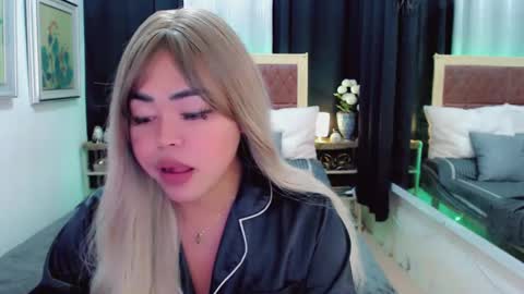 Snapshot of lustfuloffendertrina chatting on 02-08-25, 07:48 Trina online show from 02-08-25, 07:48