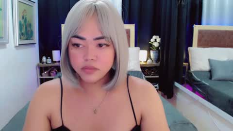 Snapshot of lustfuloffendertrina chatting on 02-10-25, 06:53 Trina online show from 02-10-25, 06:53