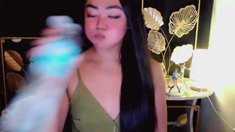 Snapshot of lustfuloffendertrina chatting on 03-08-26, 11:52 Trina online show from 03-08-26, 11:52