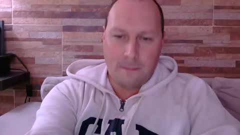 Snapshot of lustonfan chatting on 07-06-26, 12:24 lustonfan online show from 07-06-26, 12:24