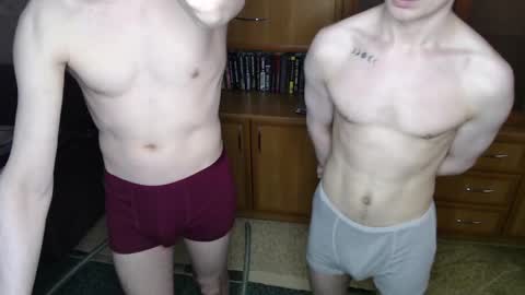 Snapshot of lusty__boys chatting on 04-21-26, 03:28 Thomas Jeremy online show from 04-21-26, 03:28