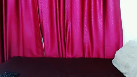 Snapshot of lustydesirex chatting on 02-10-25, 12:52 lustydesirex online show from 02-10-25, 12:52