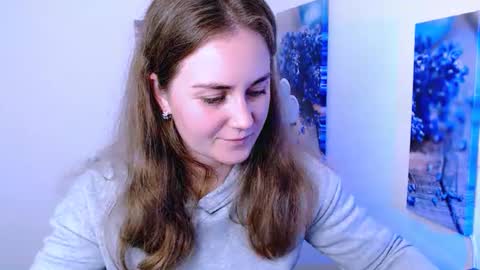 Snapshot of lusy_kiss_ chatting on 10-27-25, 11:36 lusy_kiss_ online show from 10-27-25, 11:36
