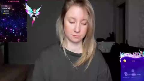 Snapshot of lusyagreenberg chatting on 02-09-25, 04:29 LusyaGreenberg online show from 02-09-25, 04:29