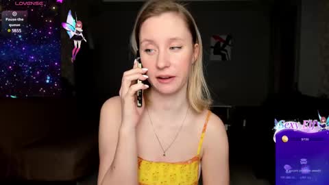 Snapshot of lusyagreenberg chatting on 02-20-25, 06:02 LusyaGreenberg online show from 02-20-25, 06:02