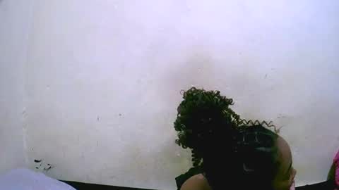 Snapshot of lutchia chatting on 09-24-25, 09:45 lutchia online show from 09-24-25, 09:45