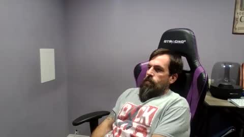 Luv2likslit online show from 10-29-25, 08:16