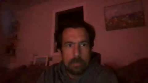 Snapshot of luv2likslit611455 chatting on 06-01-26, 08:49 Luv2likslit online show from 06-01-26, 08:49