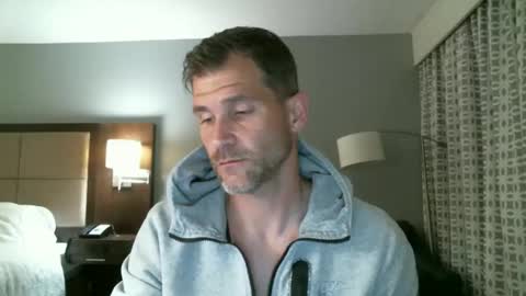 luvalonsix online show from 10-18-25, 02:03