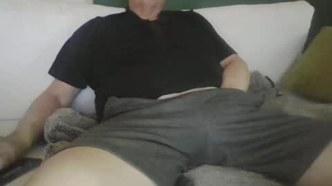 Snapshot of luvbigtits271 chatting on 06-26-26, 11:03 luvbigtits271 online show from 06-26-26, 11:03