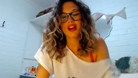 luvcece online show from 06-25-26, 12:43
