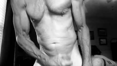 Snapshot of luvdezire chatting on 06-27-26, 02:01 Peter Jacksone online show from 06-27-26, 02:01