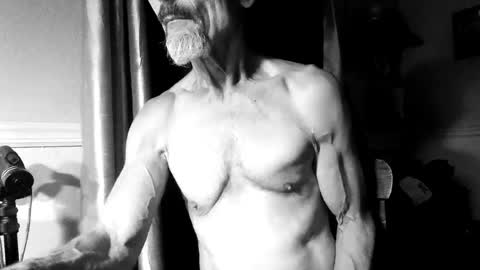 Snapshot of luvdezire chatting on 07-24-26, 03:15 Peter Jacksone online show from 07-24-26, 03:15