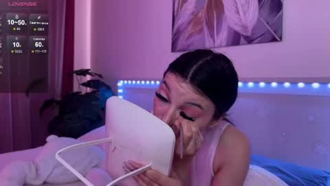 Snapshot of luvlyveronica chatting on 06-29-26, 09:37 Veronica online show from 06-29-26, 09:37