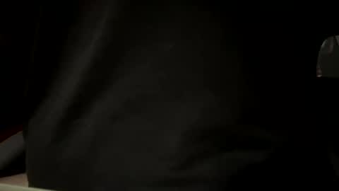 Snapshot of luvs2lickhotlips chatting on 02-11-25, 10:15 luvs2lickhotlips online show from 02-11-25, 10:15
