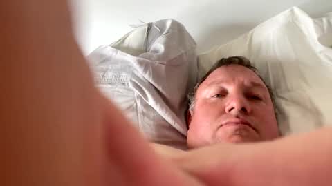 Joe and Sarah online show from 02-06-25, 03:31