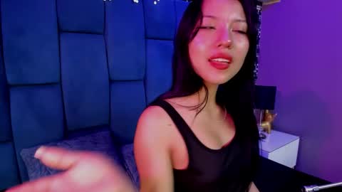 lux_bitchx online show from 11-26-25, 04:24