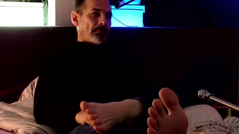Snapshot of lux_dei chatting on 12-21-24, 02:37 Im a   -  CAMGUY YOU  LIKE to FUCK online show from 12-21-24, 02:37