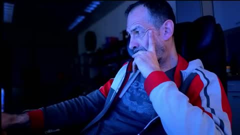 Im a   -  CAMGUY YOU  LIKE to FUCK online show from 11-16-25, 08:36