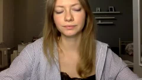 Millie online show from 03-03-26, 09:53