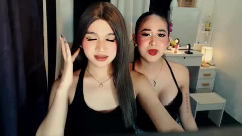 queen lux online show from 10-24-25, 02:13