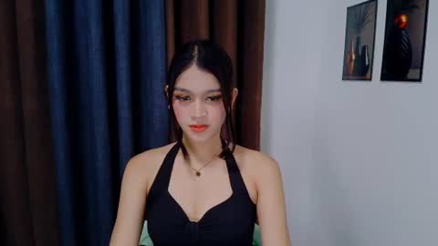 queen lux online show from 07-16-26, 09:54