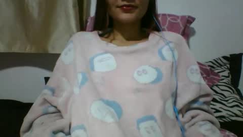 luxi_111 online show from 04-21-26, 12:01